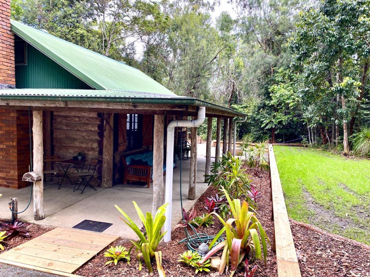 Ferns Hideaway Resort Byfield Extérieur photo