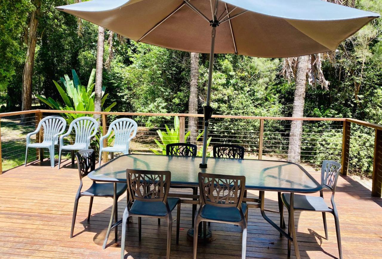 Ferns Hideaway Resort Byfield Extérieur photo