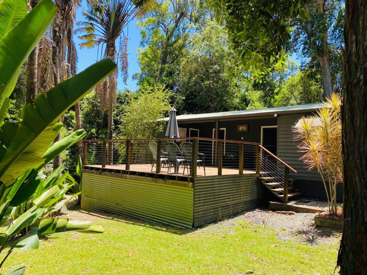 Ferns Hideaway Resort Byfield Extérieur photo