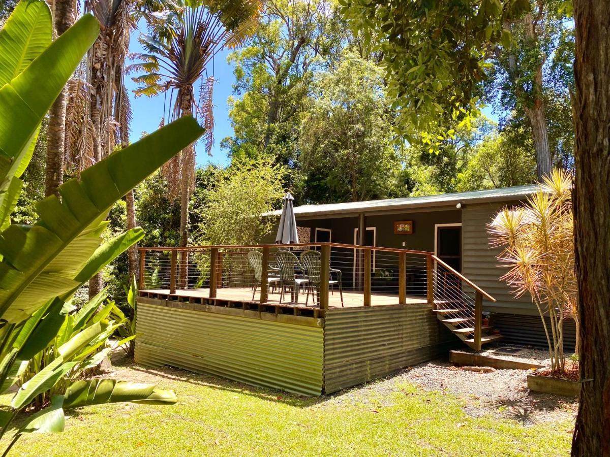 Ferns Hideaway Resort Byfield Extérieur photo
